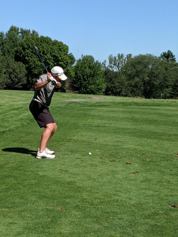 Boys’ golf learns every shot is important